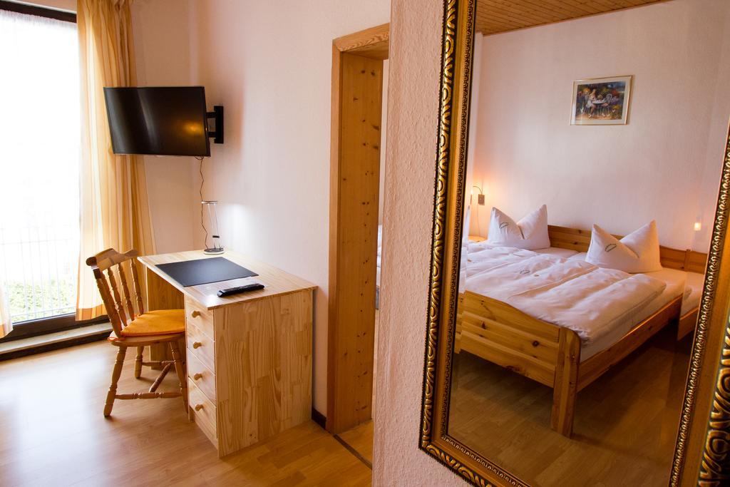 Pension Zum-Ratsherrn Фридрихрода Номер фото